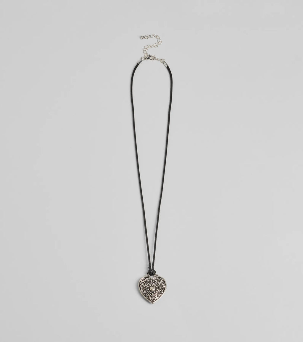 Loveable Charm Heart Necklace