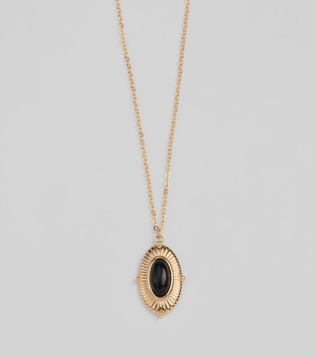 Elevated Classic Pendant Chain Necklace